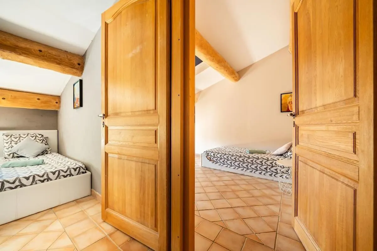 Villa Charmante Carriere Provencale Villeneuve-les-Avignon France
