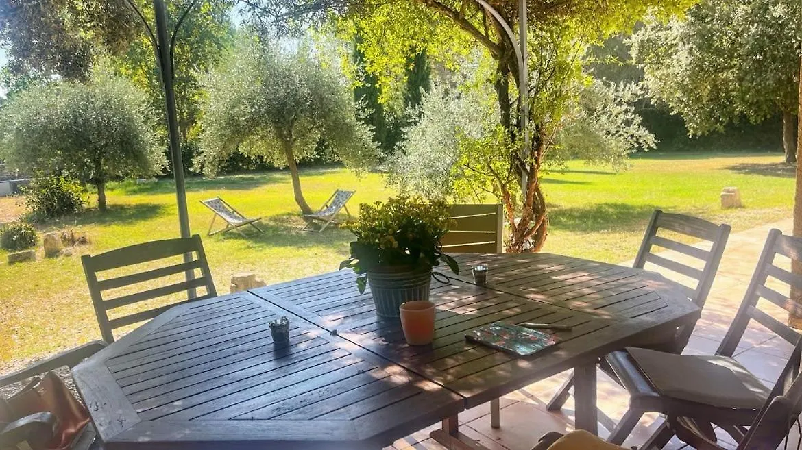 Charmante Carriere Provencale Villeneuve-lès-Avignon